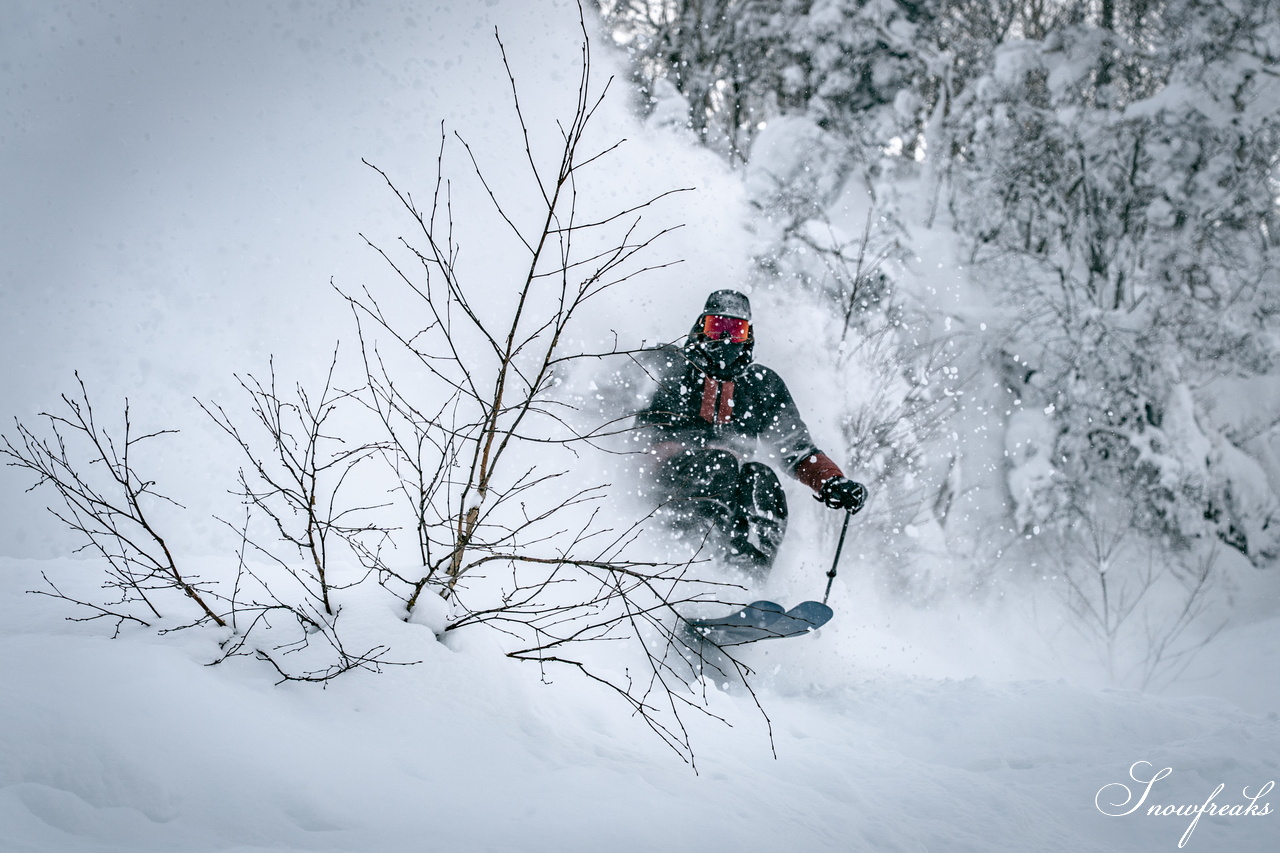 2026【4FRNT GUERRILLA RIDE EVENT】｜アメリカからやってきたゲストライダーたちが、サッポロテイネを滑る、飛ぶ！！